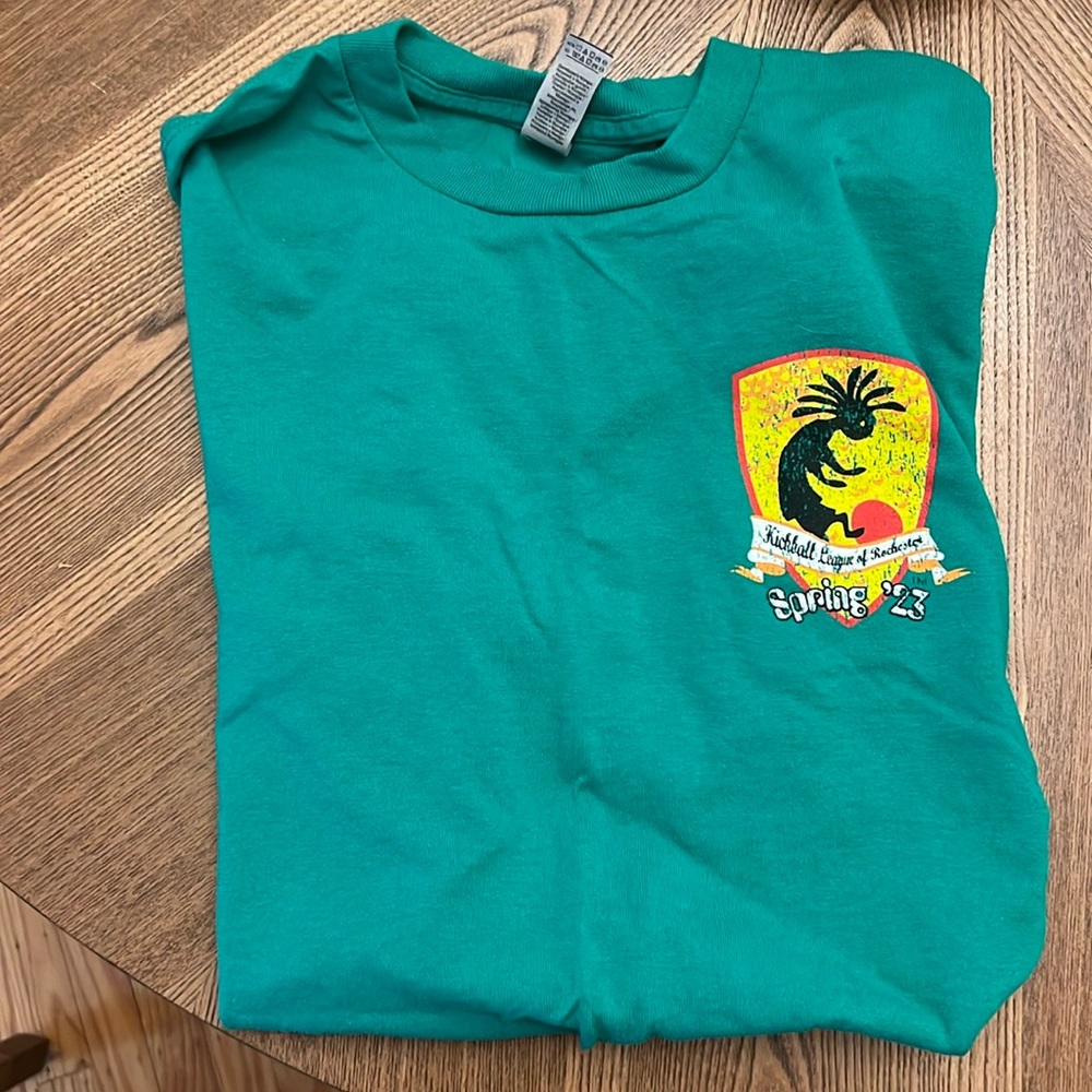 Kickball tee